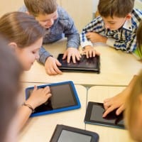 students using ipads