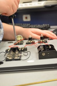 Student fixing circuit board