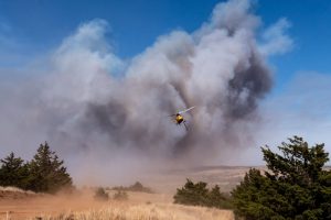 A helicopter used in fighting the Rhea Fire